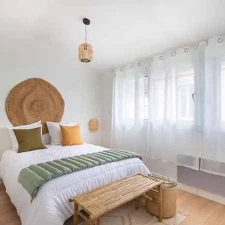Rare-immeuble- 2appts- Entierement Equipee Apartment Talence