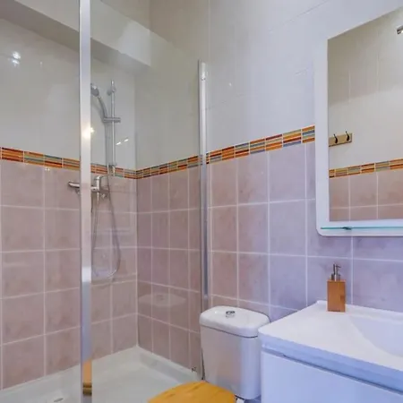 Rare-immeuble- 2appts- Entierement Equipee Apartment *