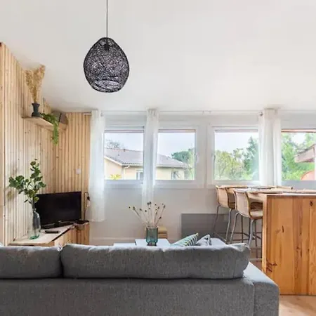 Rare-immeuble- 2appts- Entierement Equipee Apartment Talence